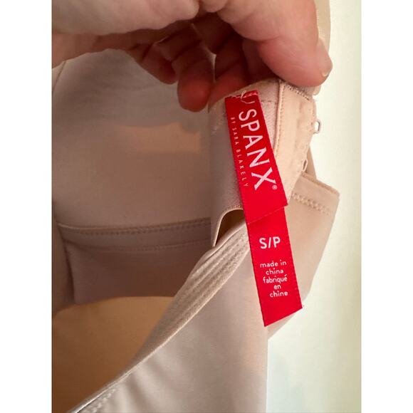 Spanx Suit Your Fancy Plunge Low Back Mid Thigh Bodysuit Shapewear, Small - Picture 7 of 10